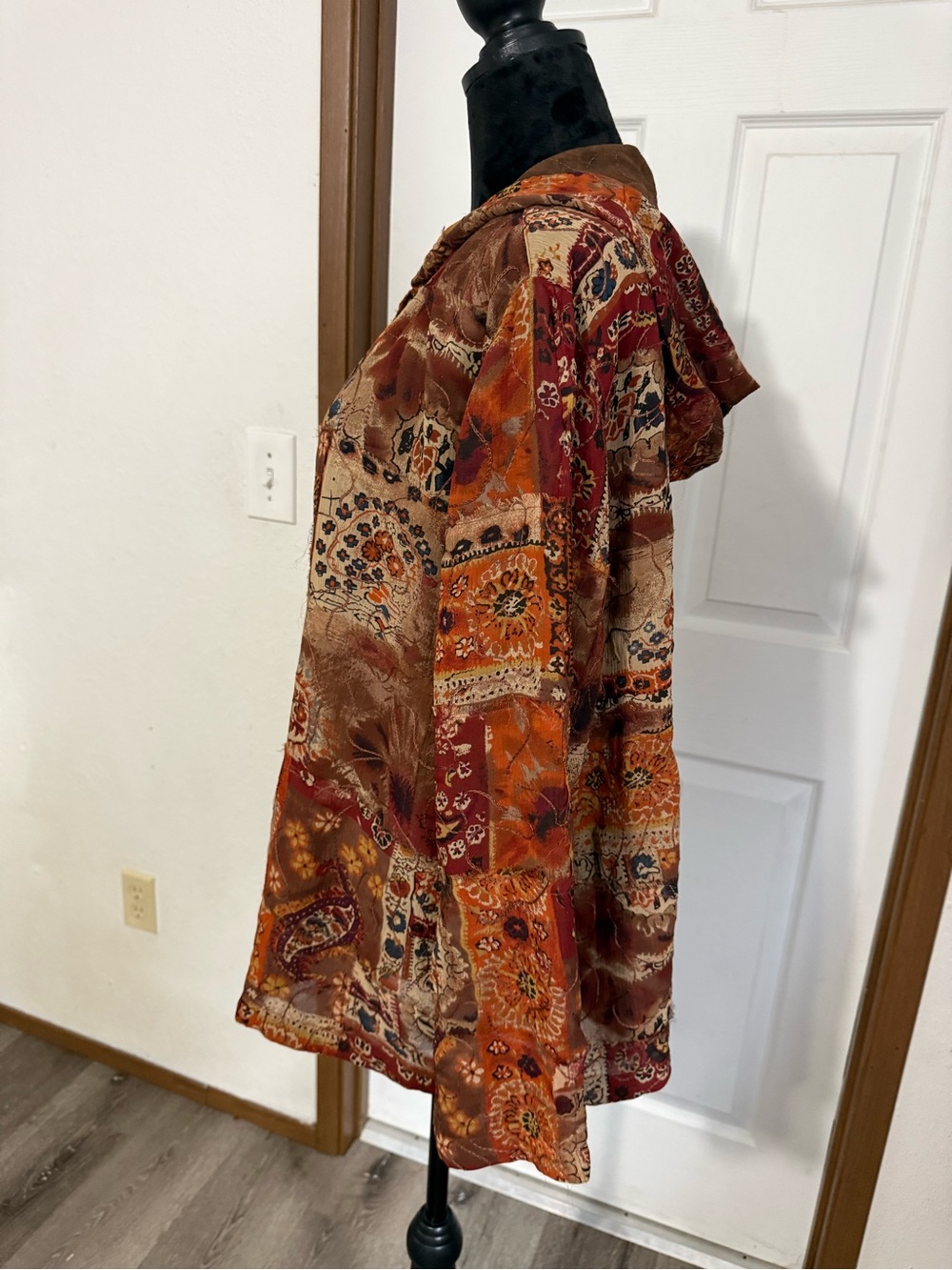 Chico’s Design Size 3 Silk Hooded Patchwork Boho Jacket Wearable Art M/L - Picture 5 of 10